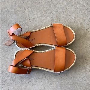 Brown American Eagle platform sandal